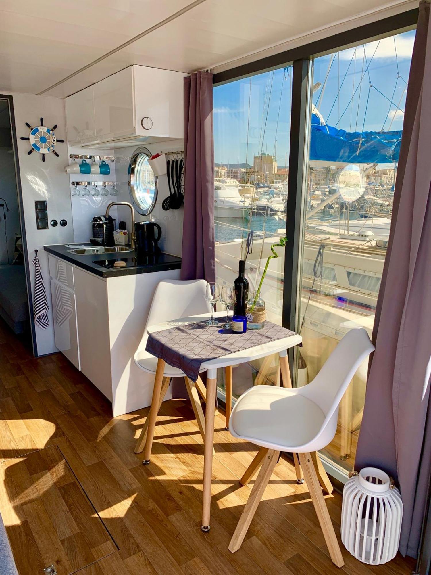 Hotel Houseboat Seabreeze Alghero Exteriér fotografie